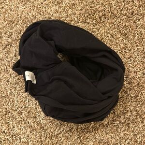 Lululemon Black Scarf